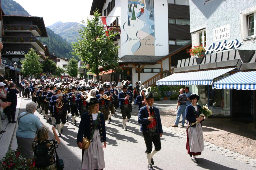 Landhaus Flunger Sankt Anton am Arlberg Exterior photo